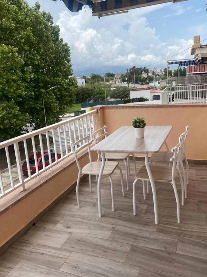 Apartamento Playa Oliva Deluxe Luaran gambar